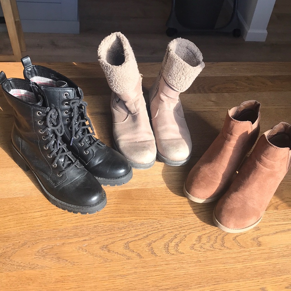 3 pairs of booties